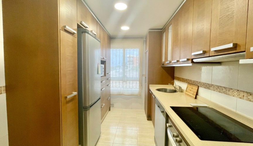 Återförsäljning - Apartment -
Almoradí - Inland