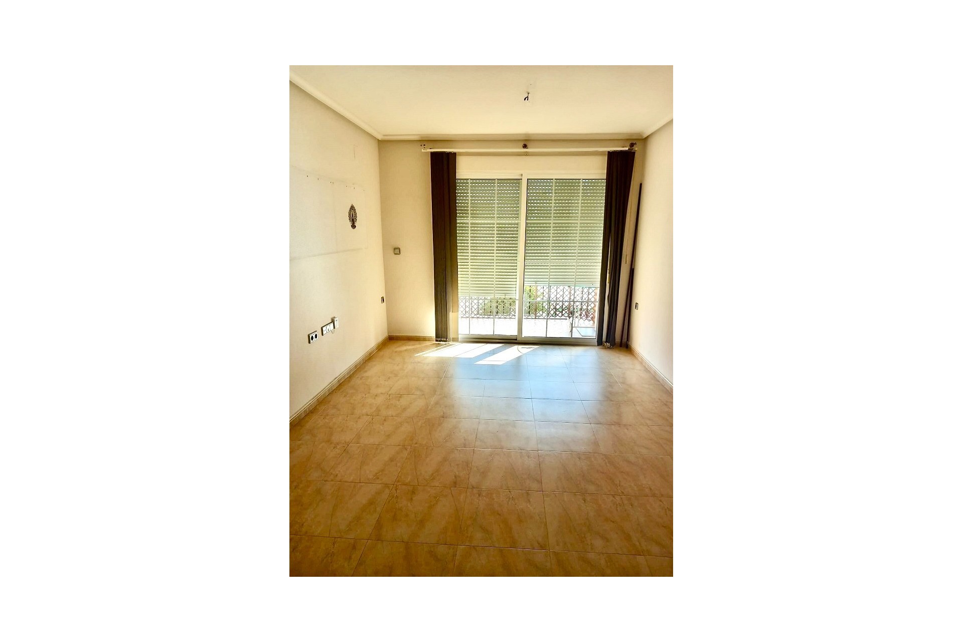 Återförsäljning - Apartment -
Almoradí - Inland