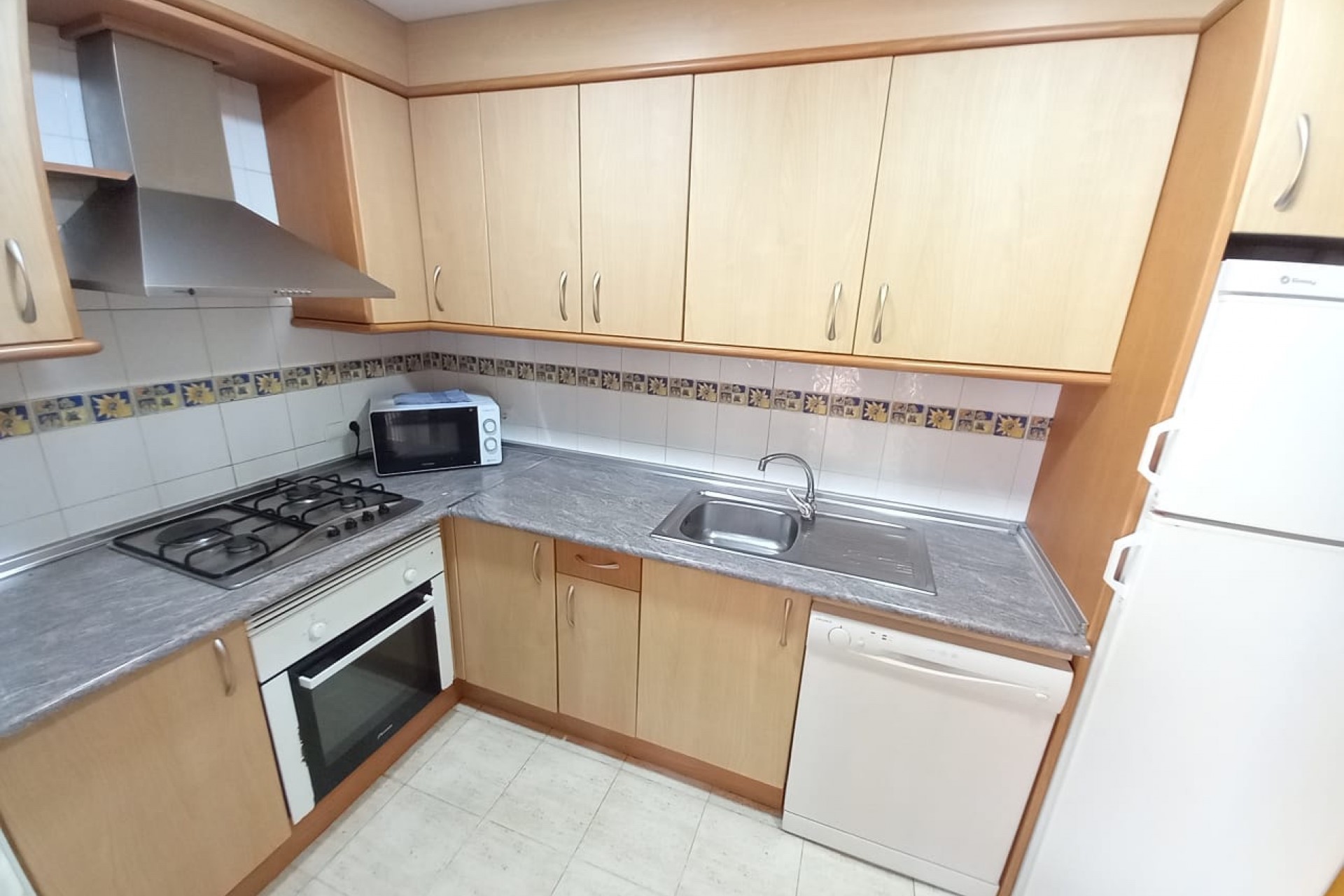 Återförsäljning - Apartment -
Arenales del Sol - Costa Blanca