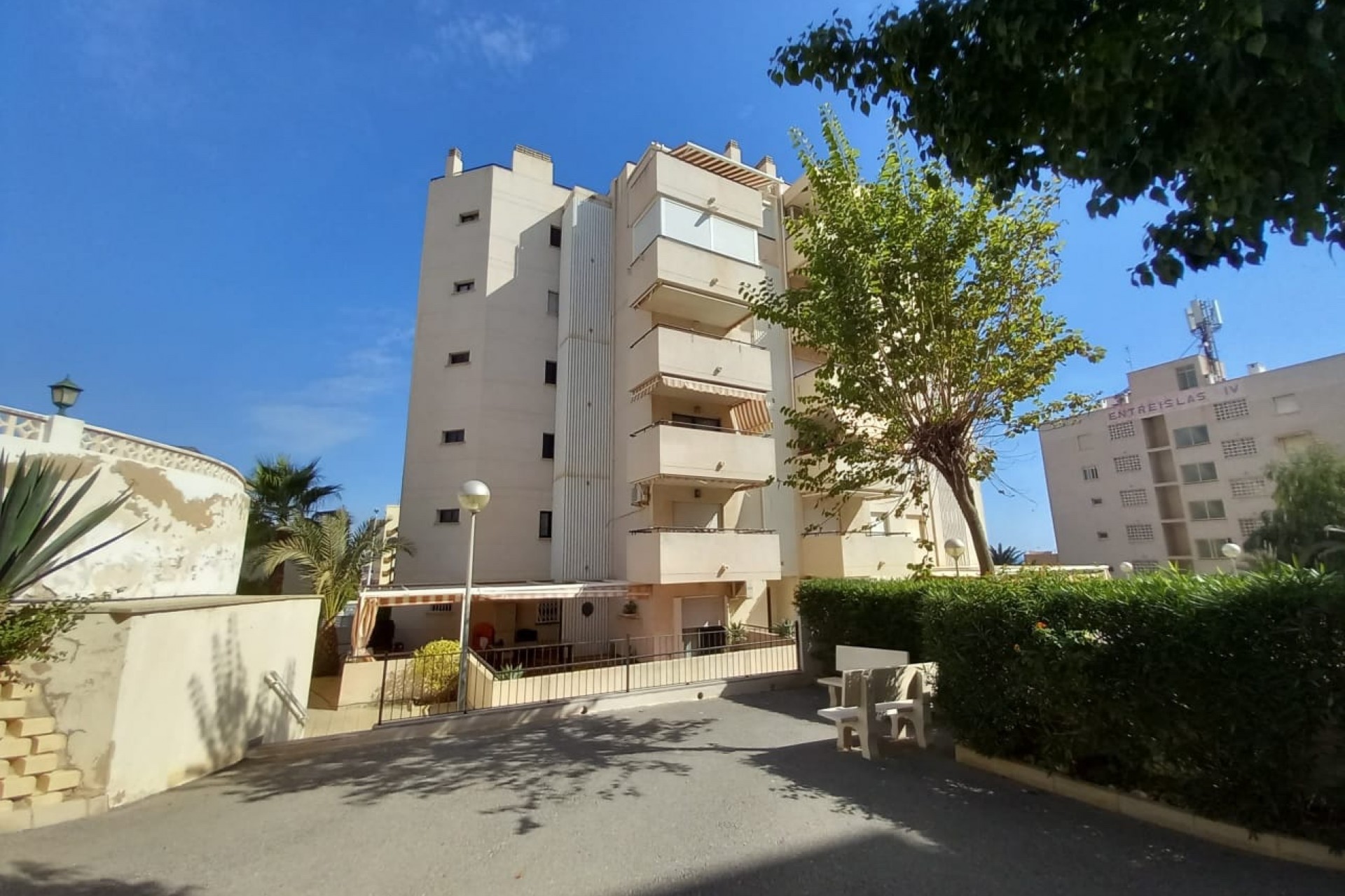 Återförsäljning - Apartment -
Arenales del Sol - Costa Blanca