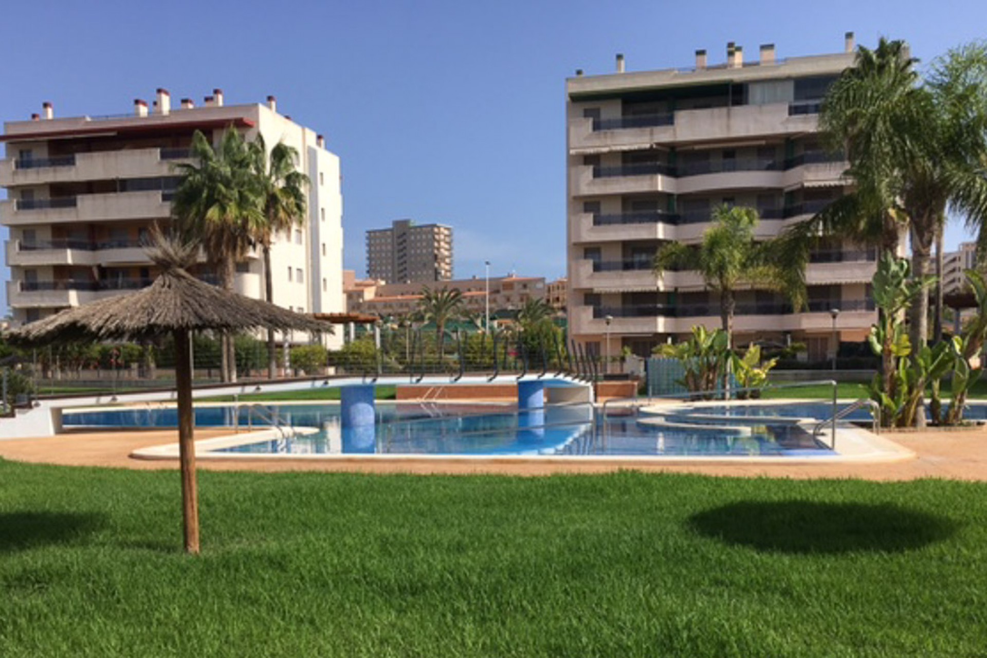 Återförsäljning - Apartment -
Arenales del Sol - Costa Blanca