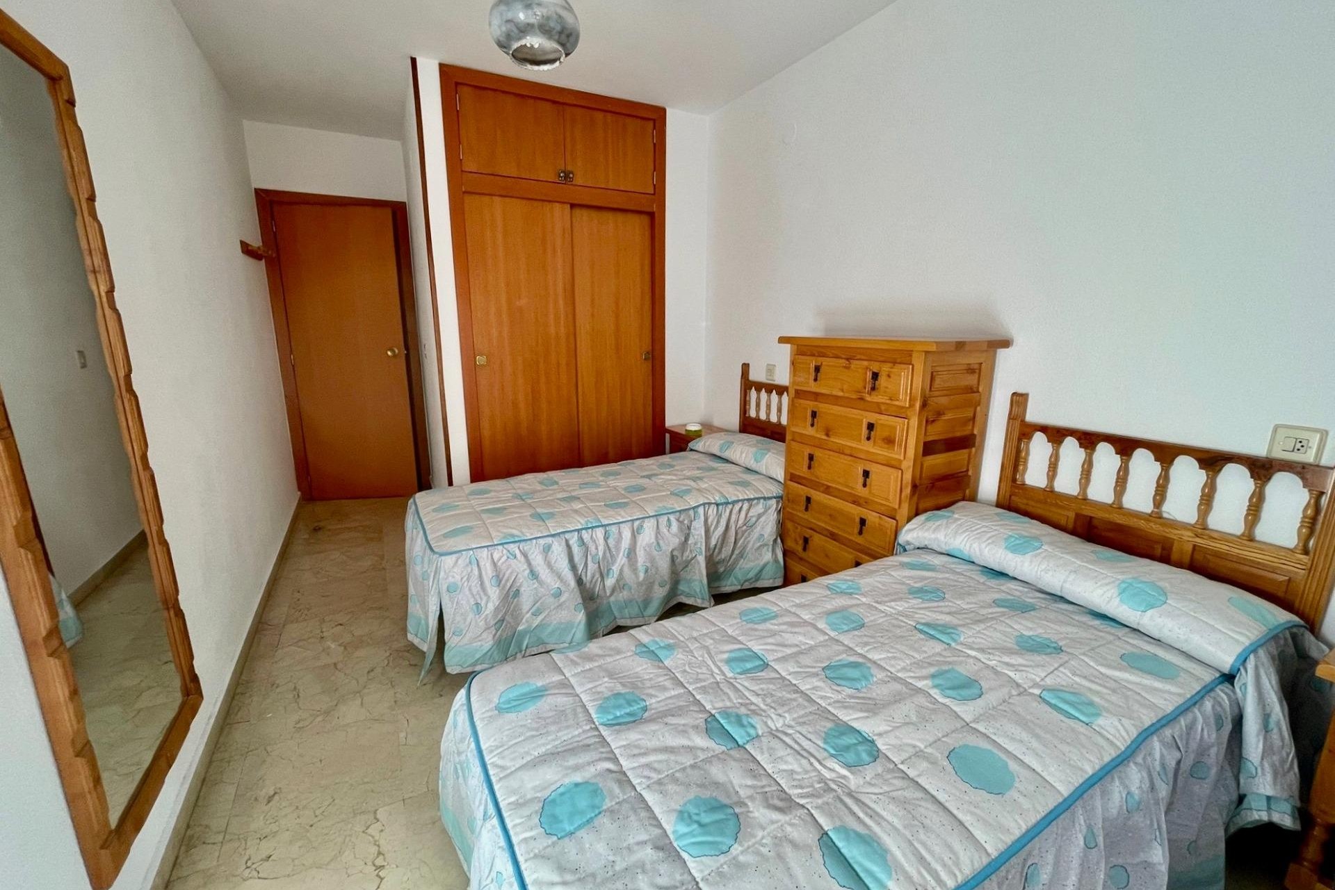 Återförsäljning - Apartment -
Benidorm - Centro