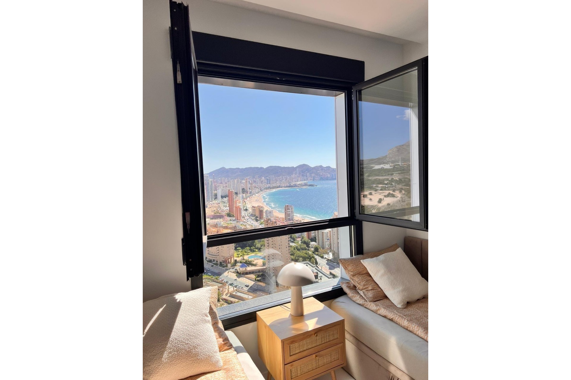 Återförsäljning - Apartment -
Benidorm - Poniente