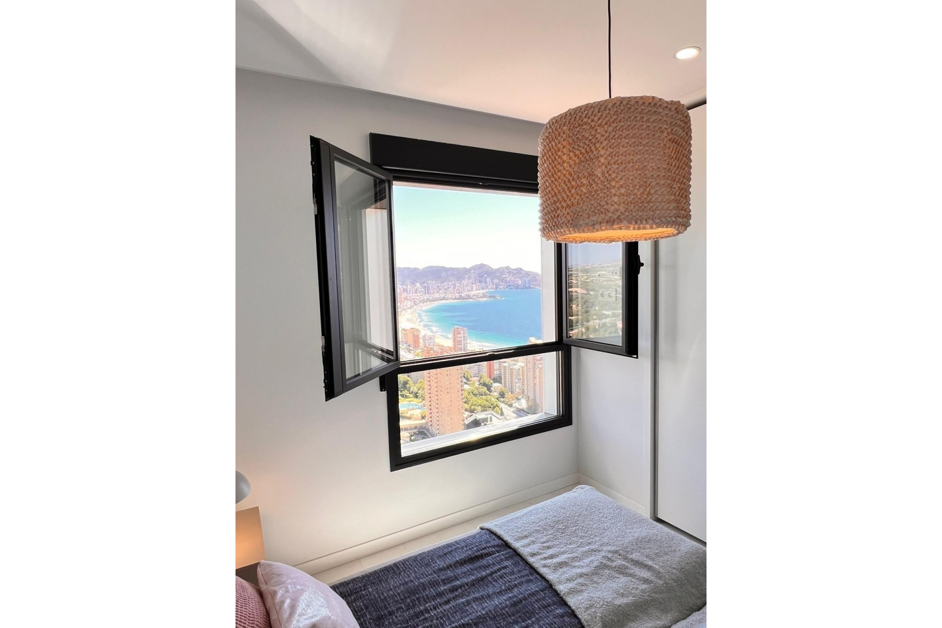 Återförsäljning - Apartment -
Benidorm - Poniente