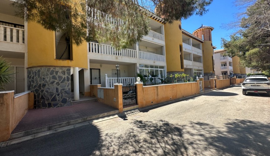 Återförsäljning - Apartment -
Cabo Roig - Costa Blanca