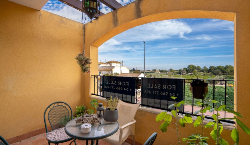 Återförsäljning - Apartment -
Daya Nueva - Costa Blanca