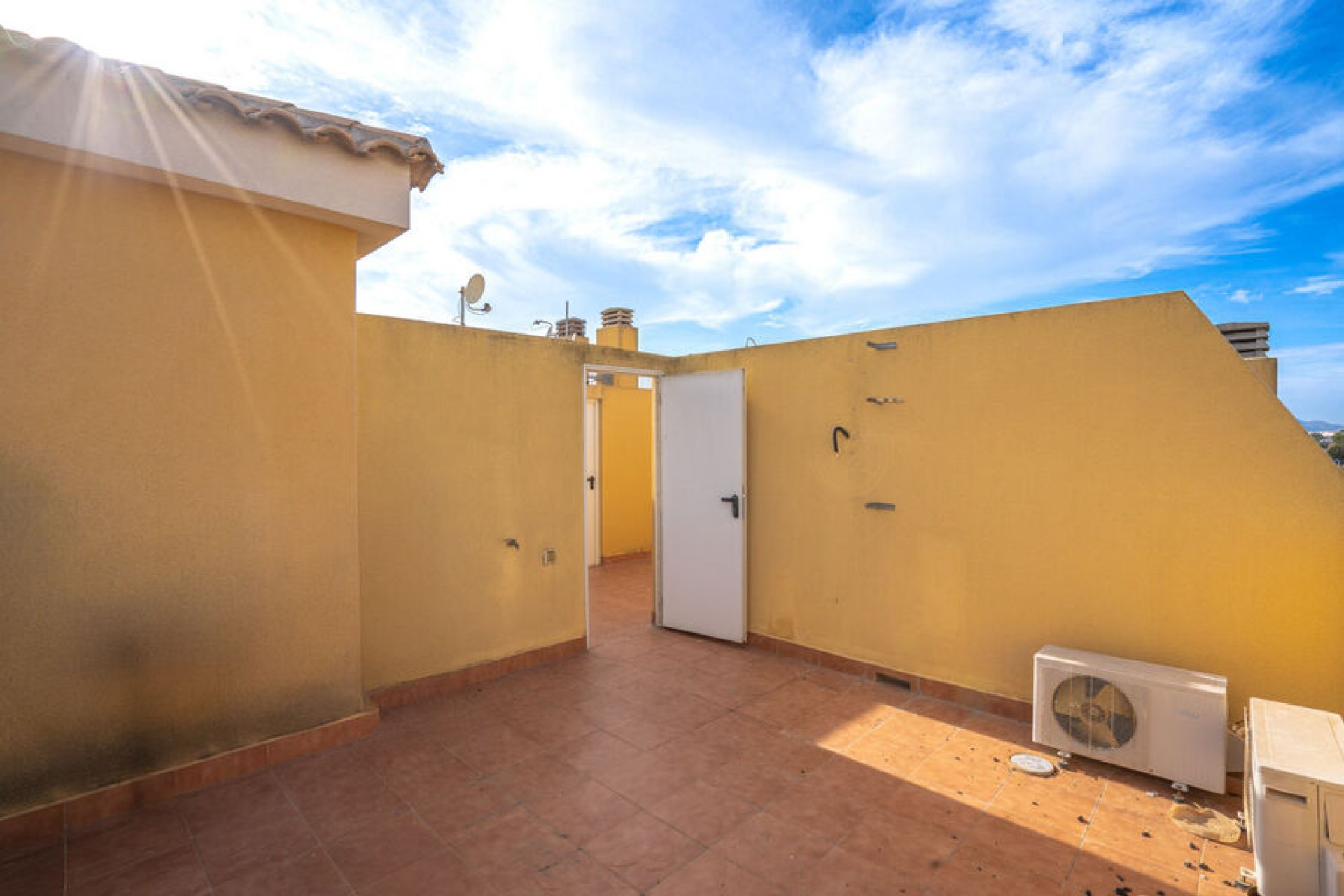 Återförsäljning - Apartment -
Daya Nueva - Costa Blanca