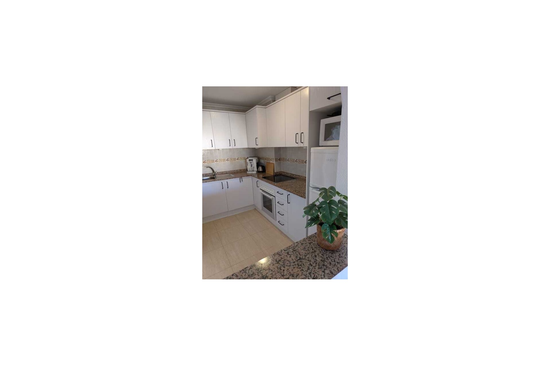 Återförsäljning - Apartment -
Daya Nueva - Costa Blanca