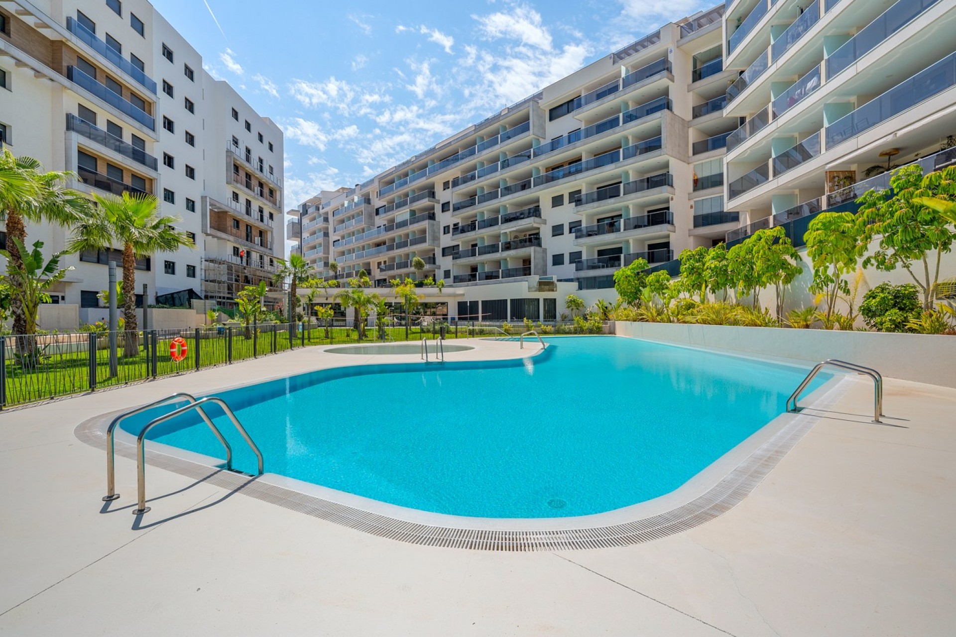 Återförsäljning - Apartment -
Dehesa de Campoamor - Costa Blanca