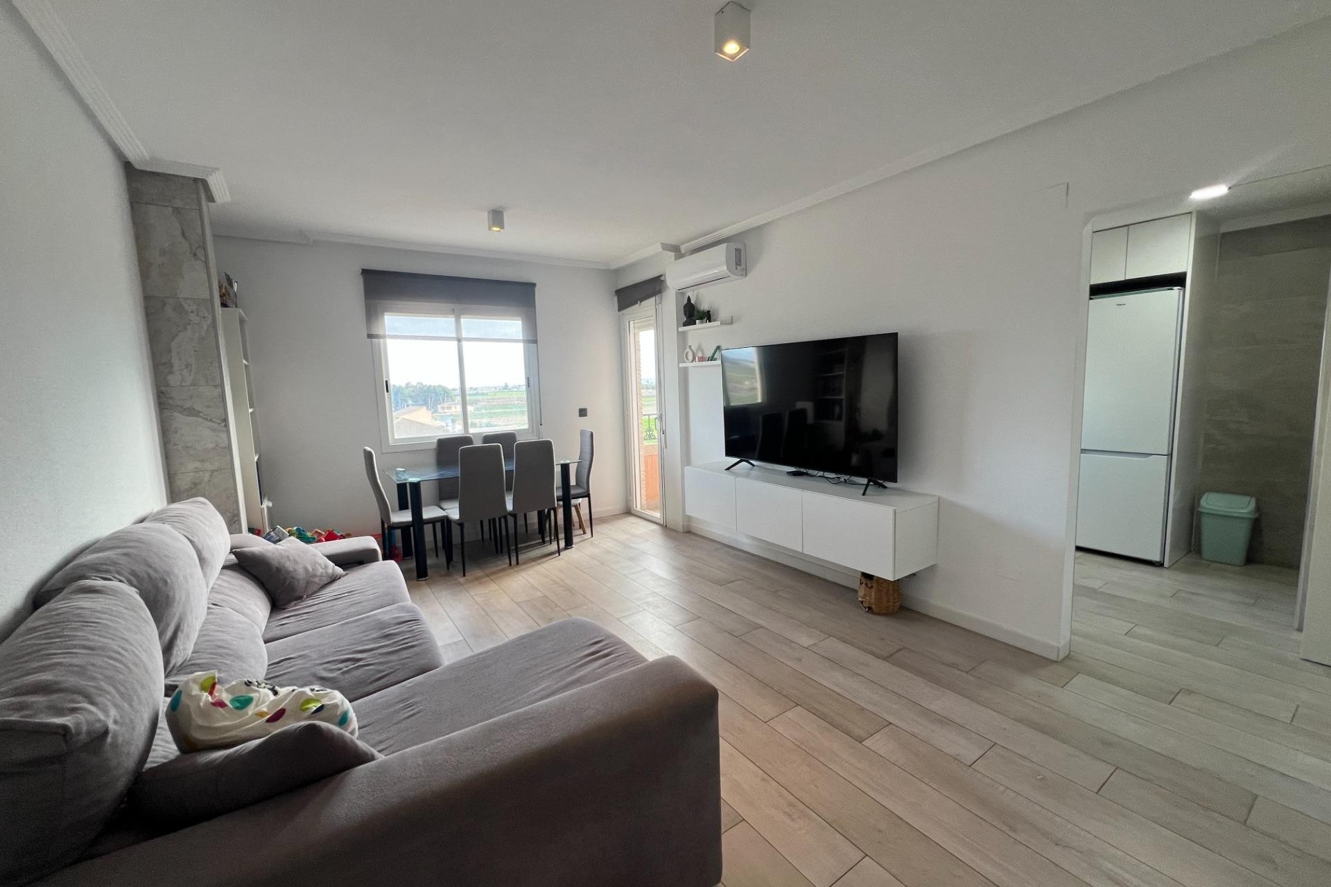 Återförsäljning - Apartment -
Dolores - Comunidad Valenciana