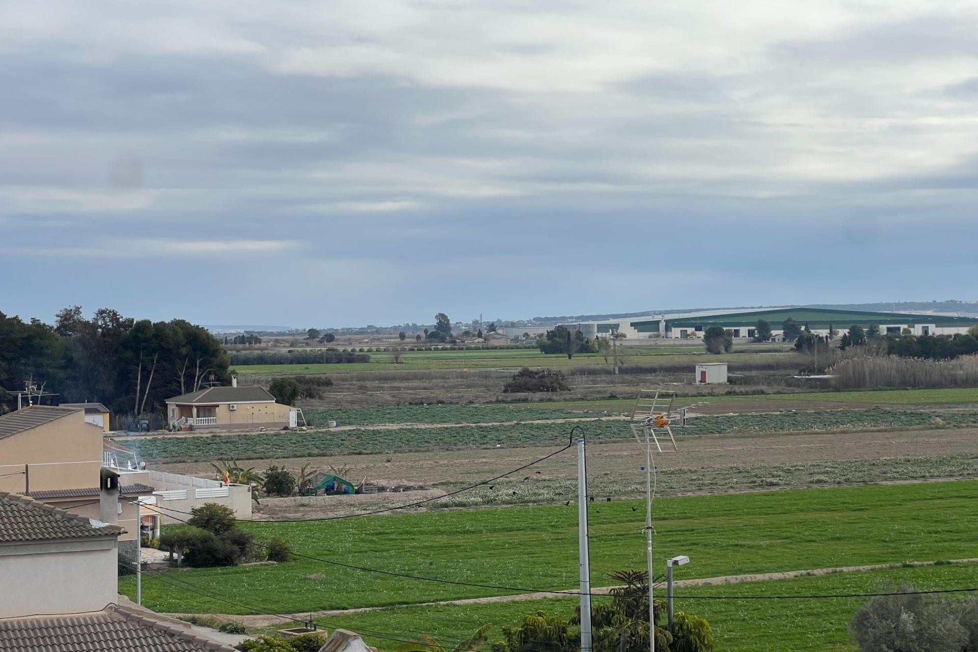 Återförsäljning - Apartment -
Dolores - Comunidad Valenciana