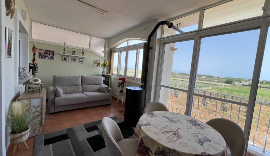 Återförsäljning - Apartment -
Dolores - Comunidad Valenciana