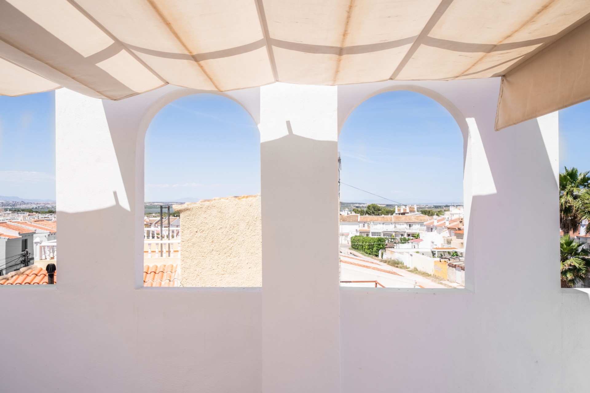 Återförsäljning - Apartment -
El Chaparral - Costa Blanca