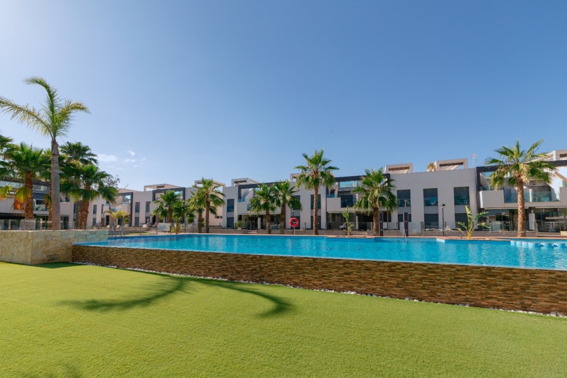 Återförsäljning - Apartment -
El Raso - Costa Blanca