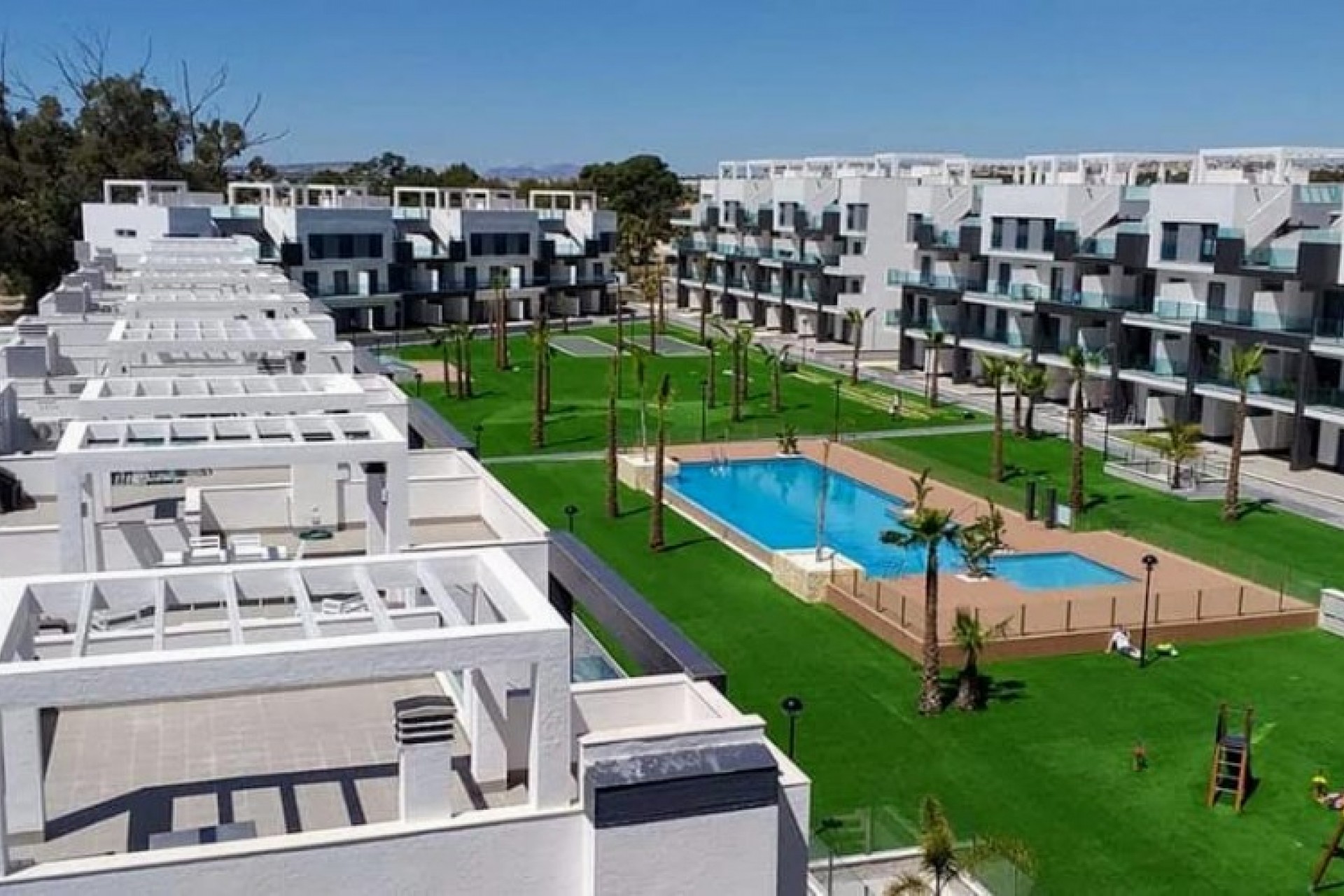 Återförsäljning - Apartment -
El Raso - Costa Blanca