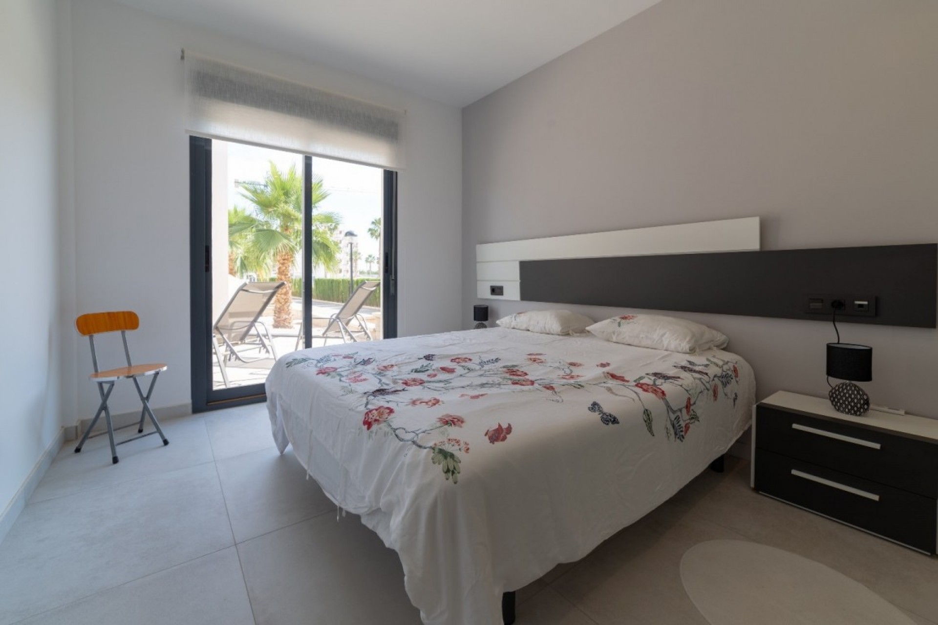 Återförsäljning - Apartment -
El Raso - Costa Blanca