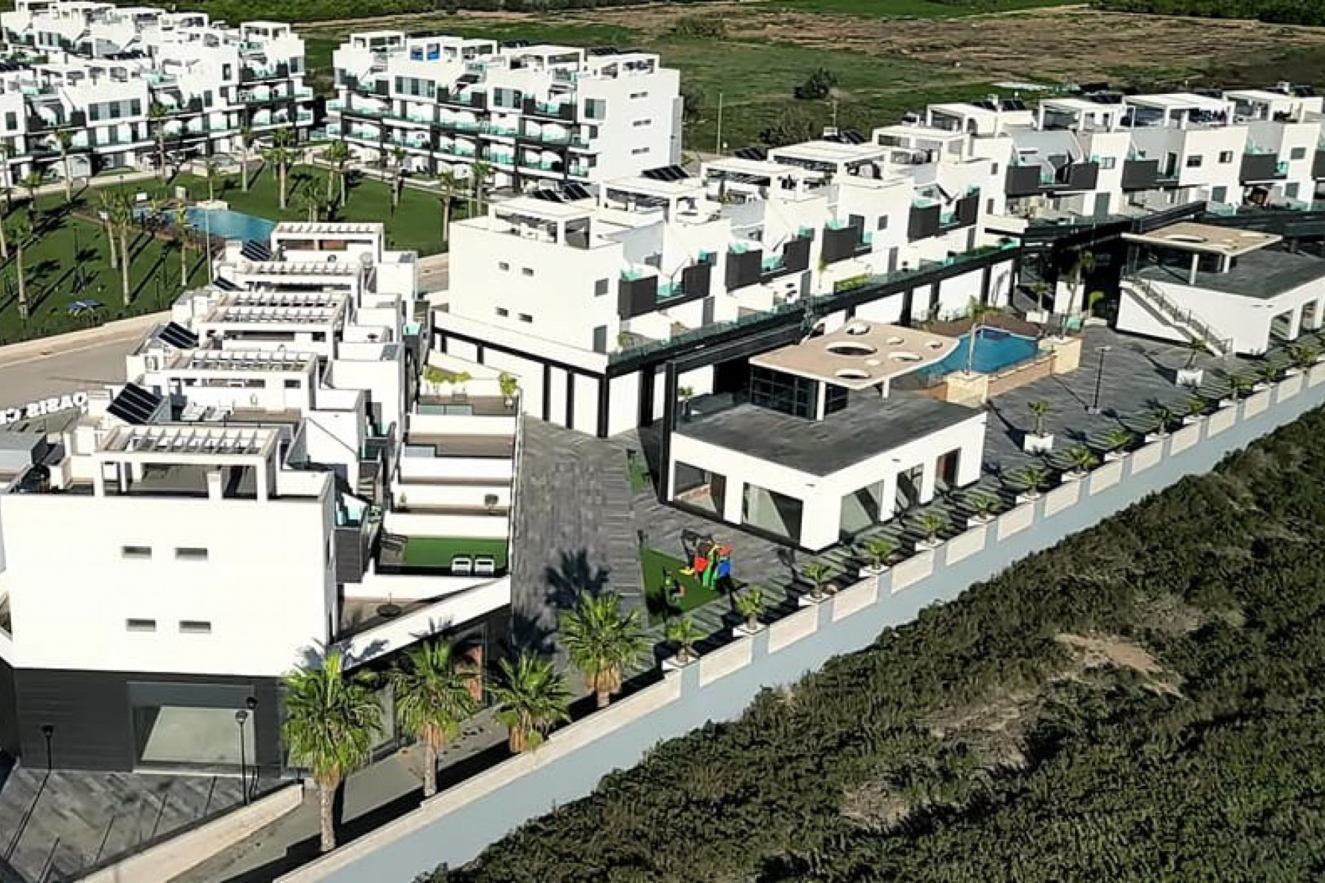 Återförsäljning - Apartment -
El Raso - Costa Blanca