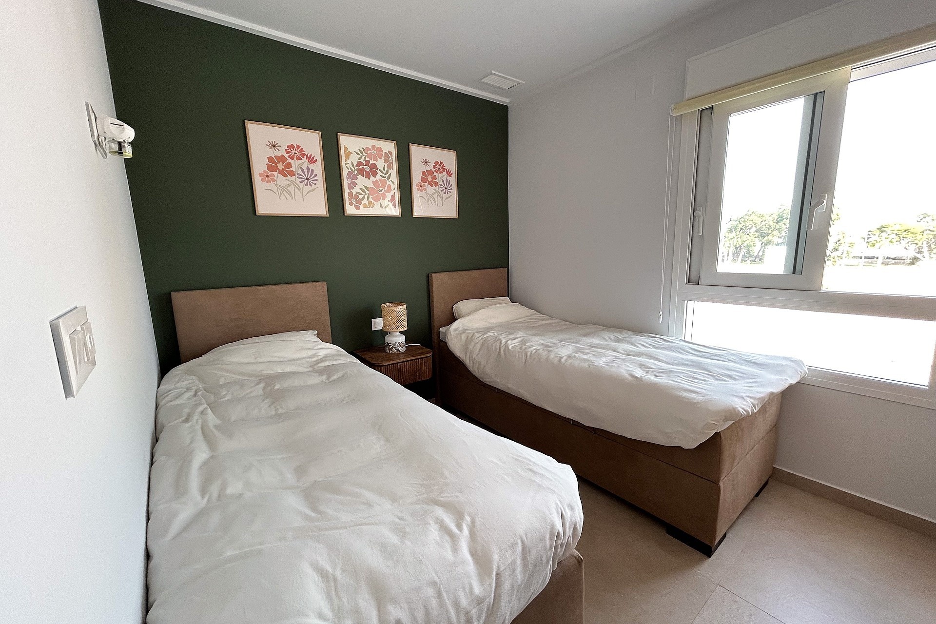 Återförsäljning - Apartment -
El Raso - Costa Blanca