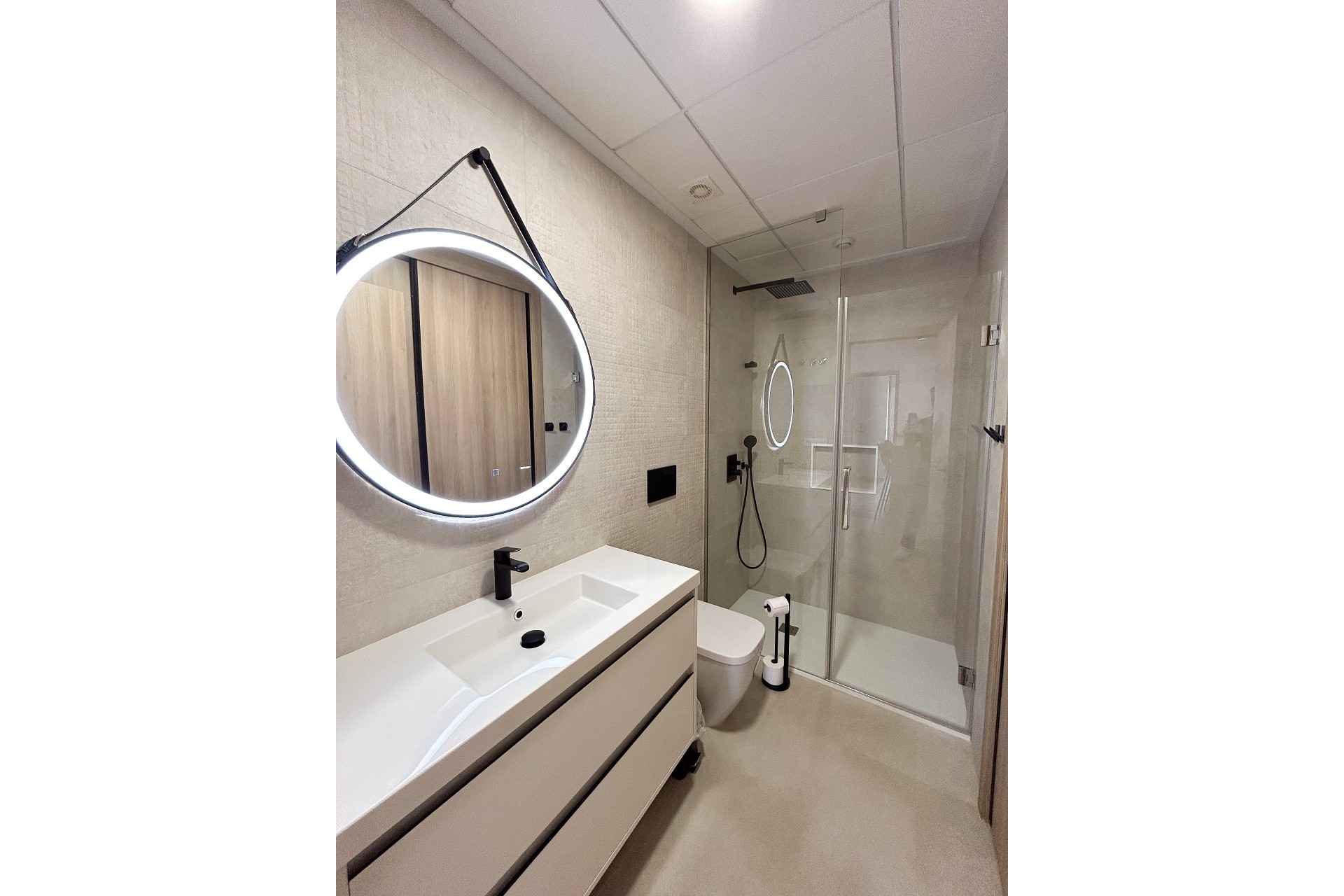 Återförsäljning - Apartment -
El Raso - Costa Blanca