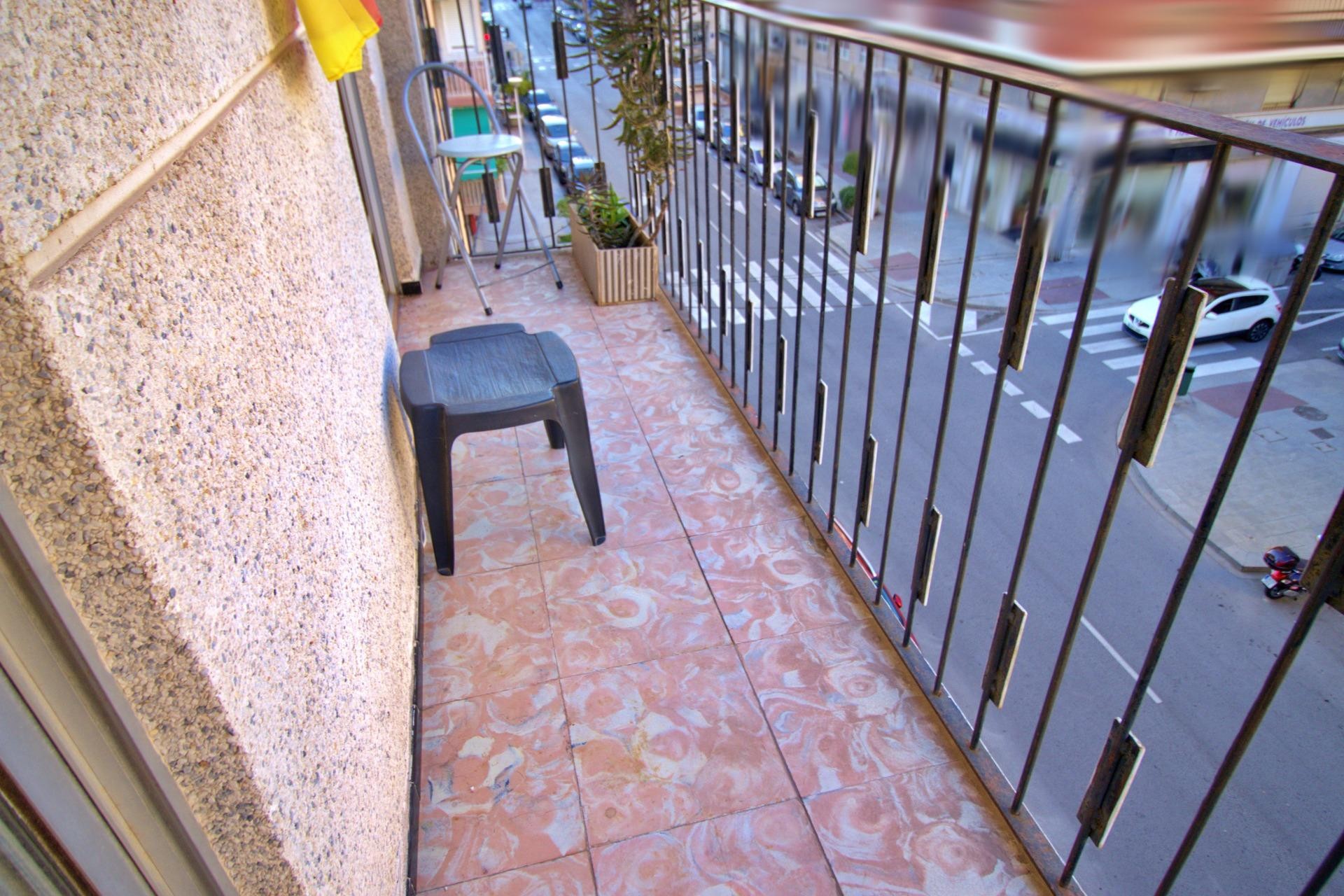 Återförsäljning - Apartment -
Elche - Plaza Crevillente-juzgados