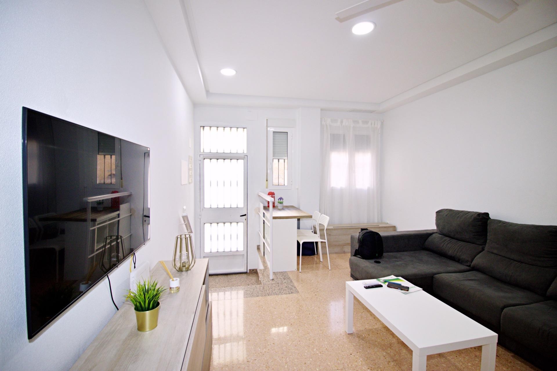 Återförsäljning - Apartment -
Elche - Plaza Madrid