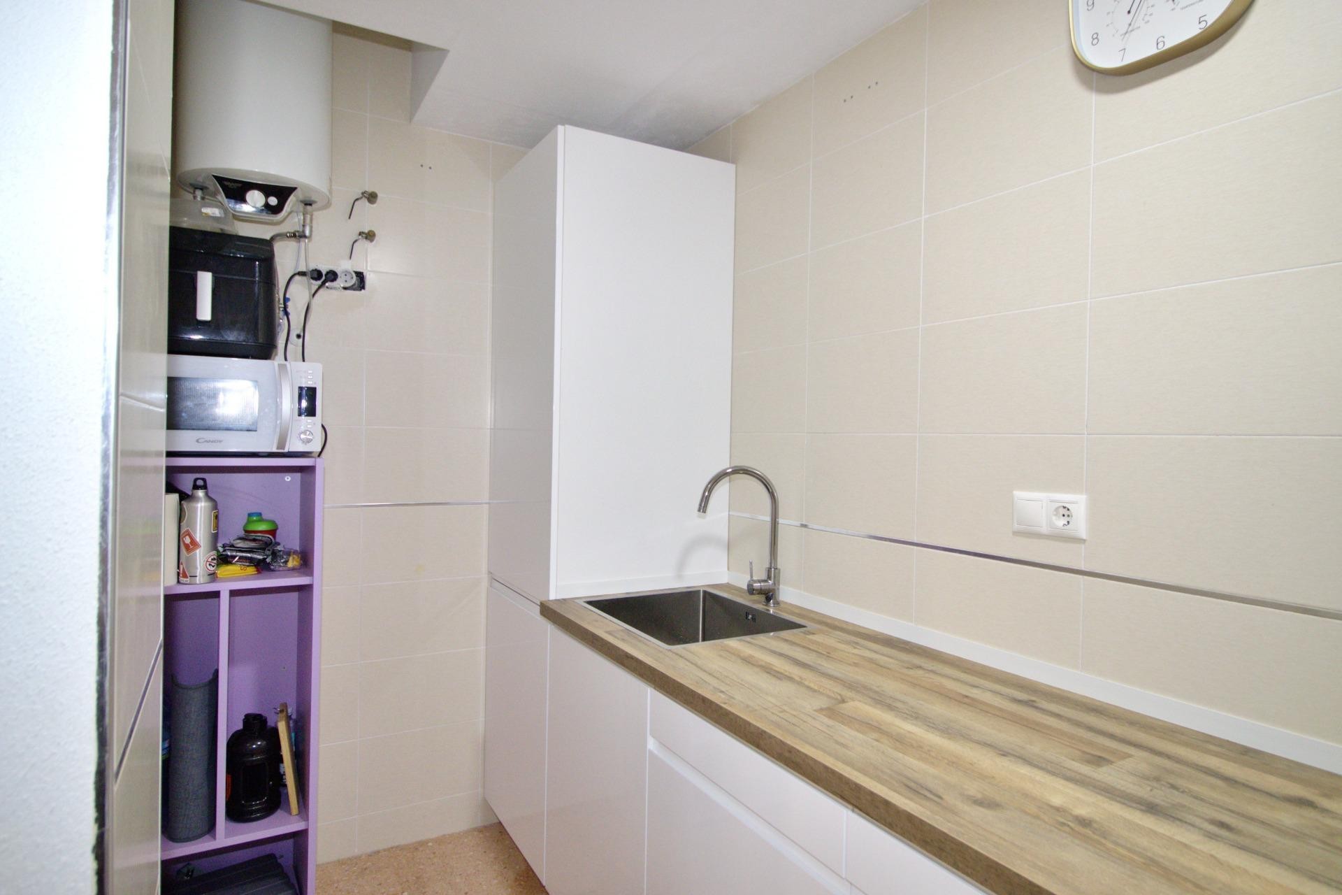 Återförsäljning - Apartment -
Elche - Plaza Madrid