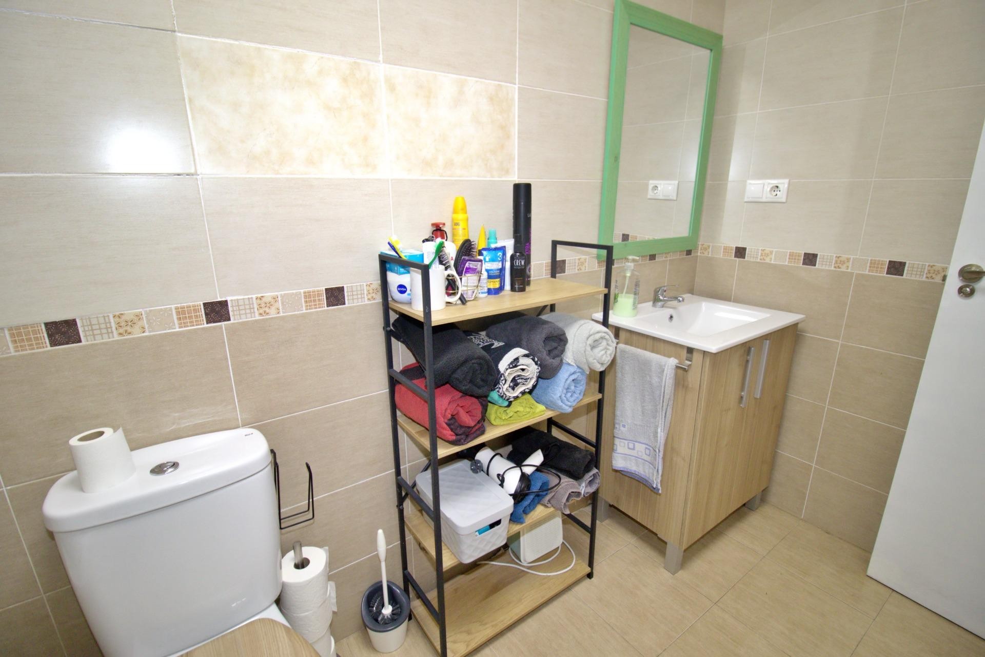 Återförsäljning - Apartment -
Elche - Plaza Madrid