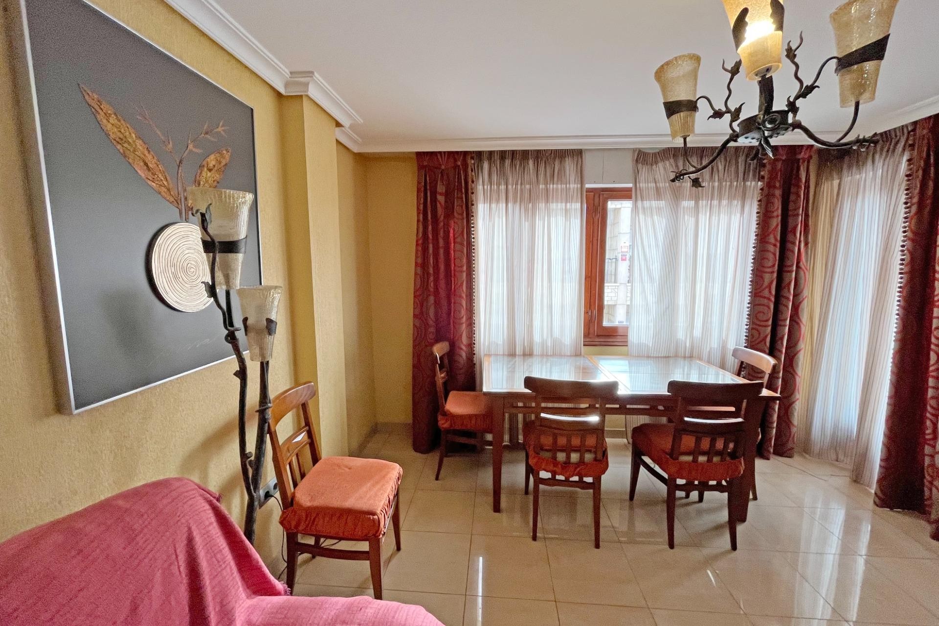 Återförsäljning - Apartment -
Formentera del Segura - Palacios