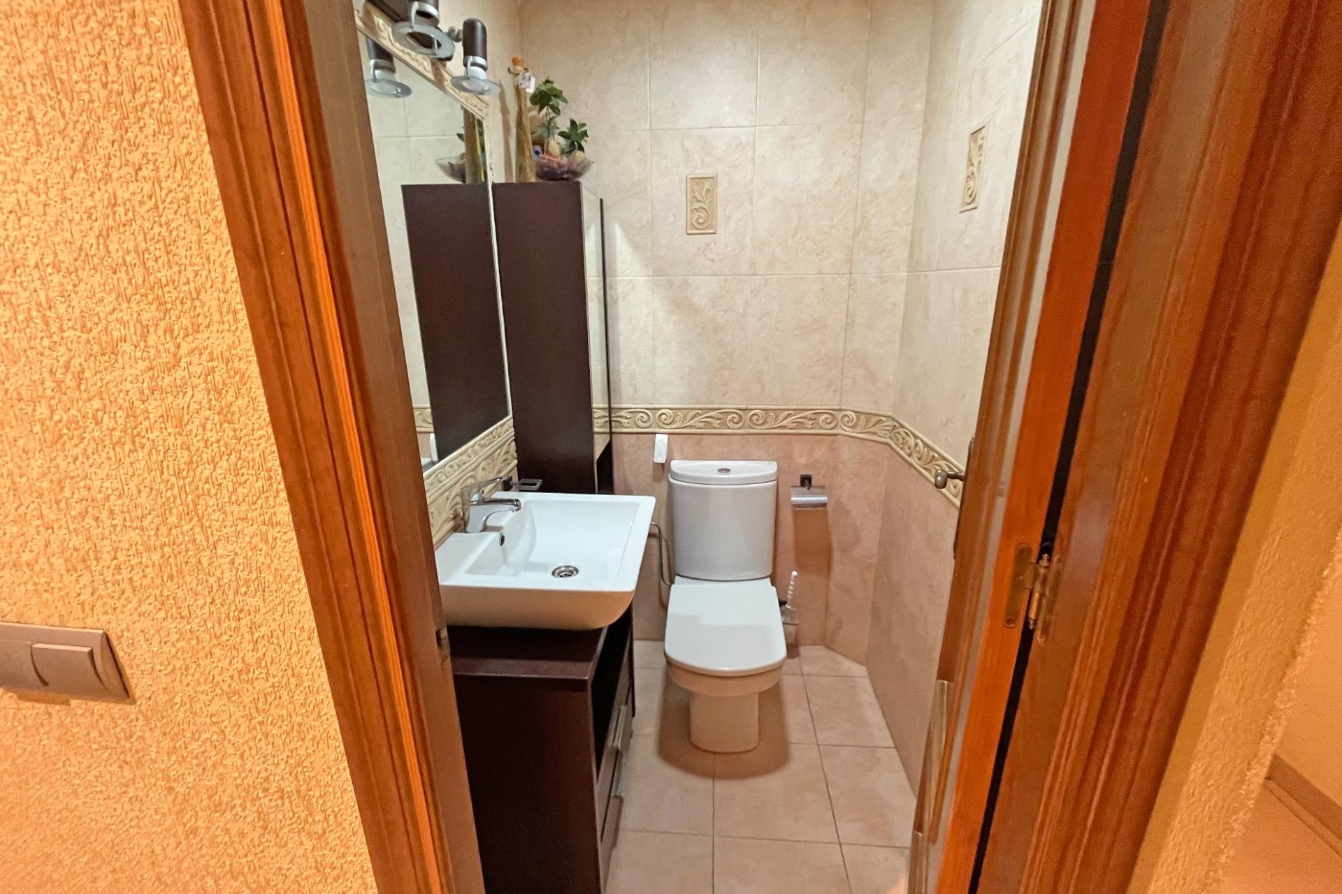 Återförsäljning - Apartment -
Formentera del Segura - Palacios