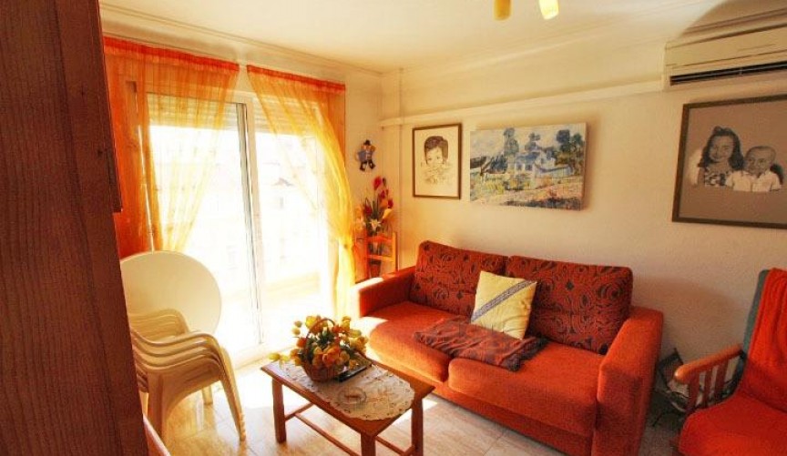 Återförsäljning - Apartment -
Guardamar del Segura - Centro