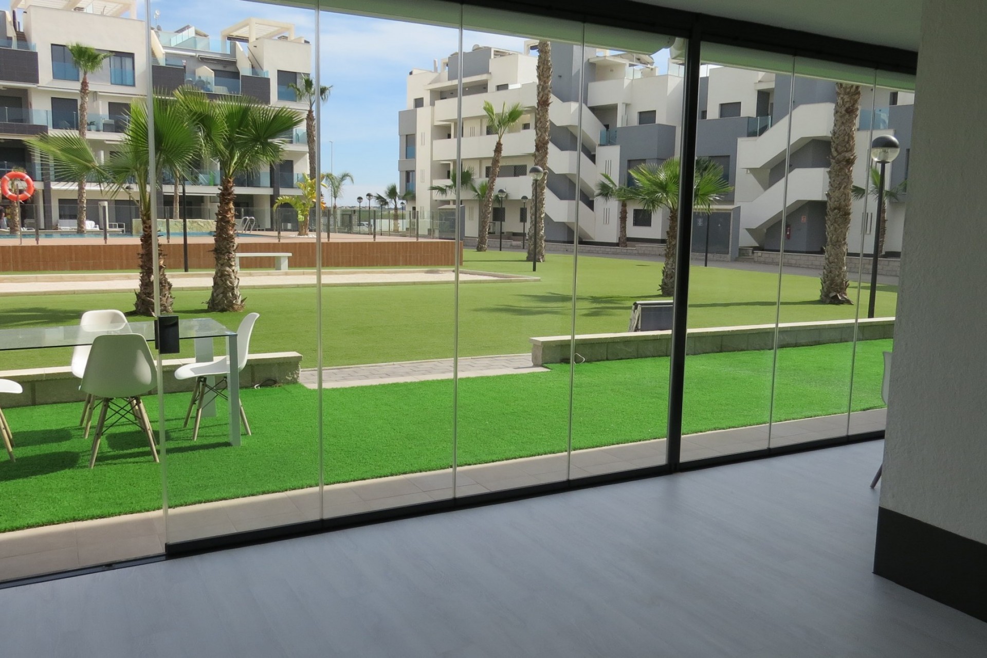 Återförsäljning - Apartment -
Guardamar del Segura - Costa Blanca