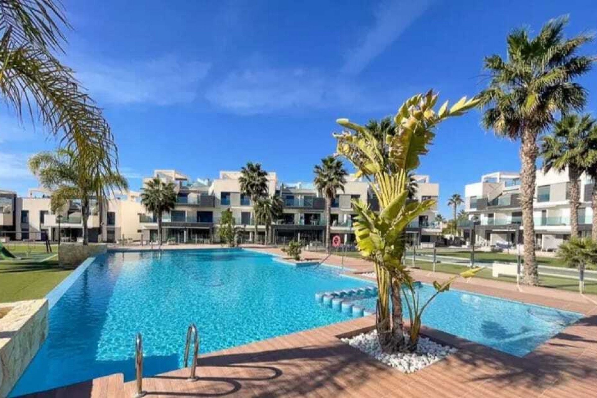 Återförsäljning - Apartment -
Guardamar del Segura - Costa Blanca