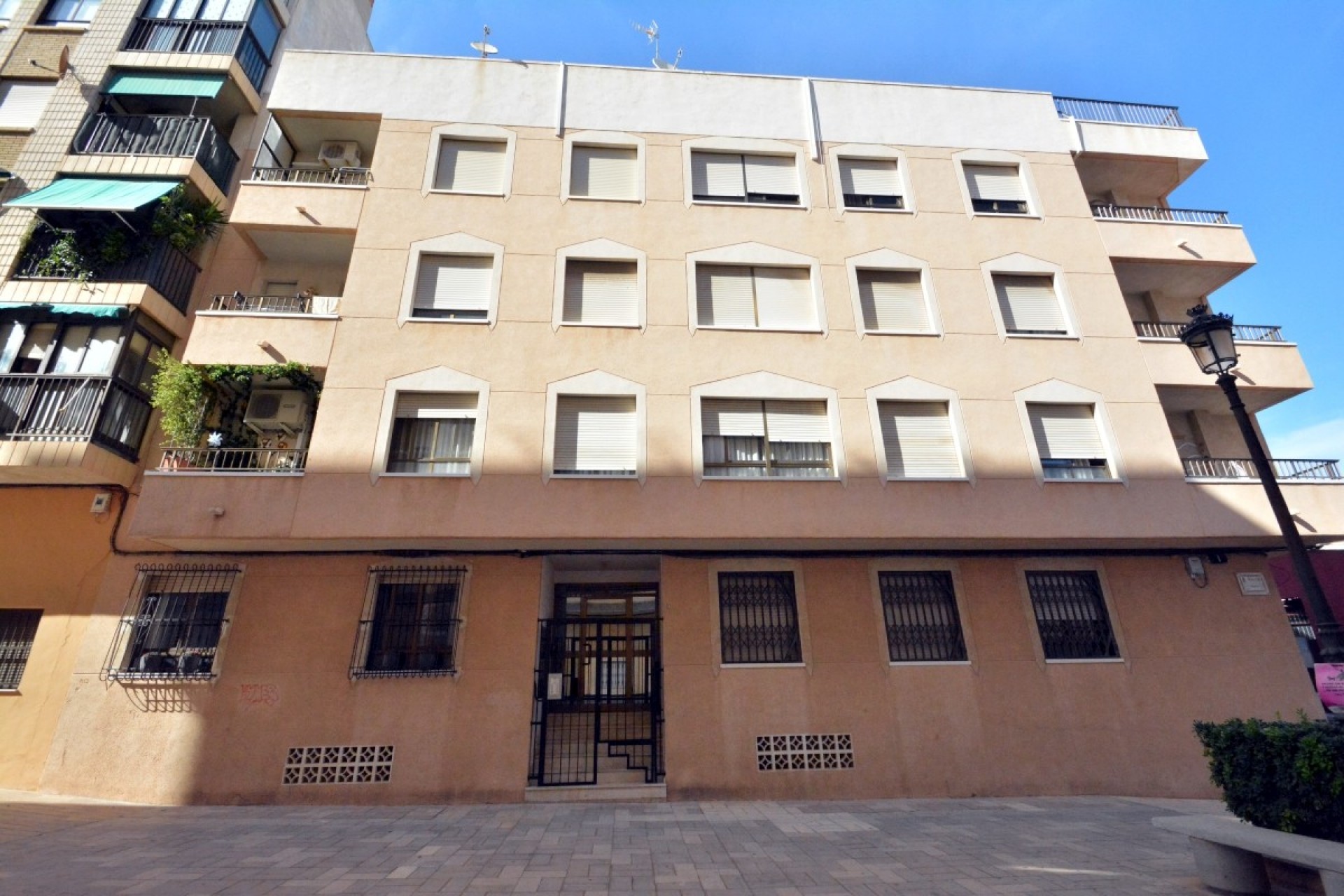 Återförsäljning - Apartment -
Guardamar del Segura - Costa Blanca