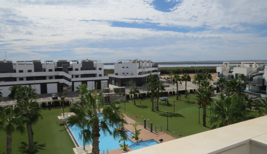 Återförsäljning - Apartment -
Guardamar del Segura - Costa Blanca