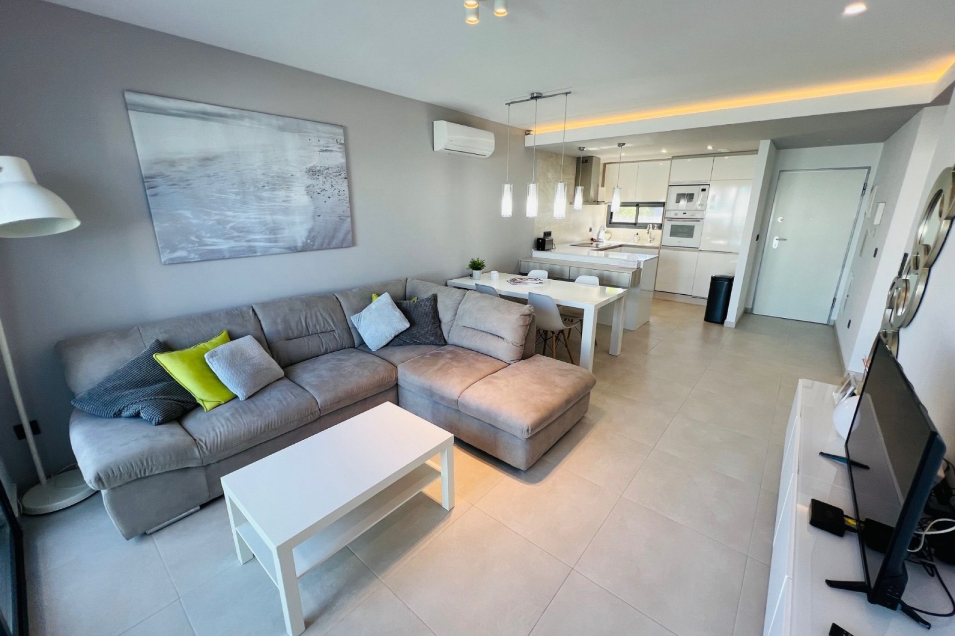 Återförsäljning - Apartment -
Guardamar del Segura - Costa Blanca