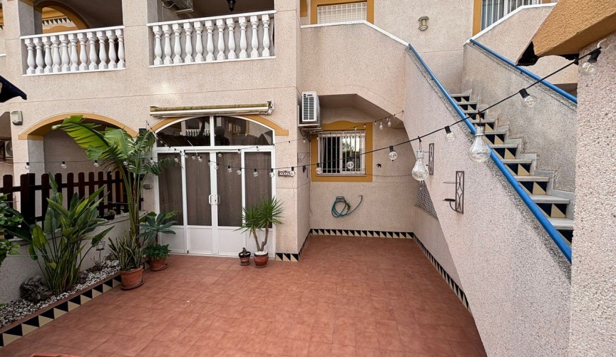 Återförsäljning - Apartment -
Guardamar del Segura - Costa Blanca