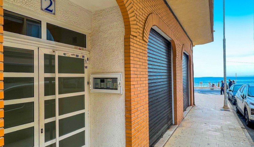 Återförsäljning - Apartment -
Guardamar del Segura - Costa Blanca