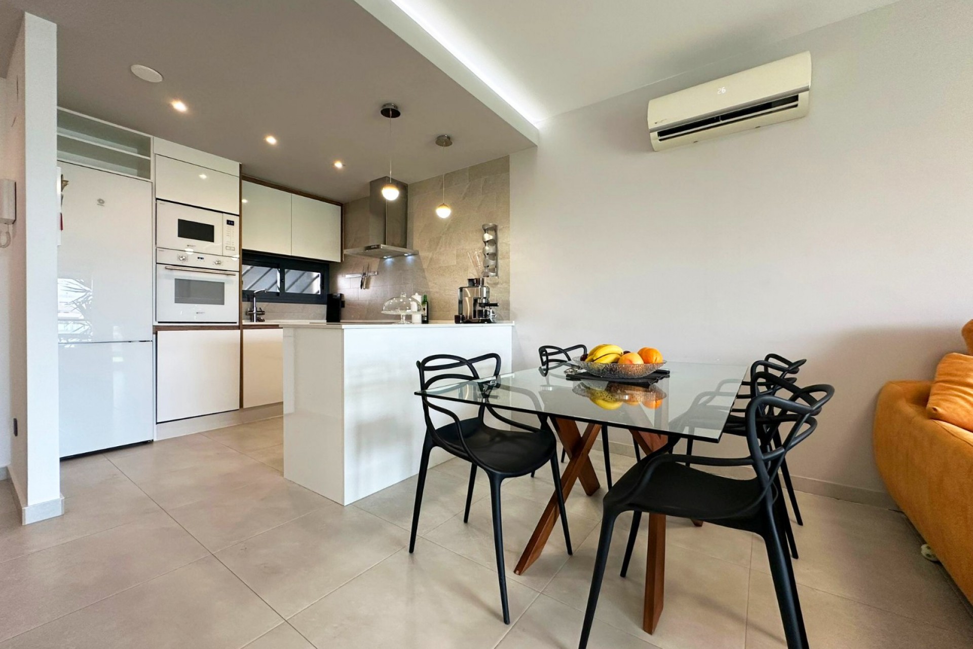 Återförsäljning - Apartment -
Guardamar del Segura - Costa Blanca