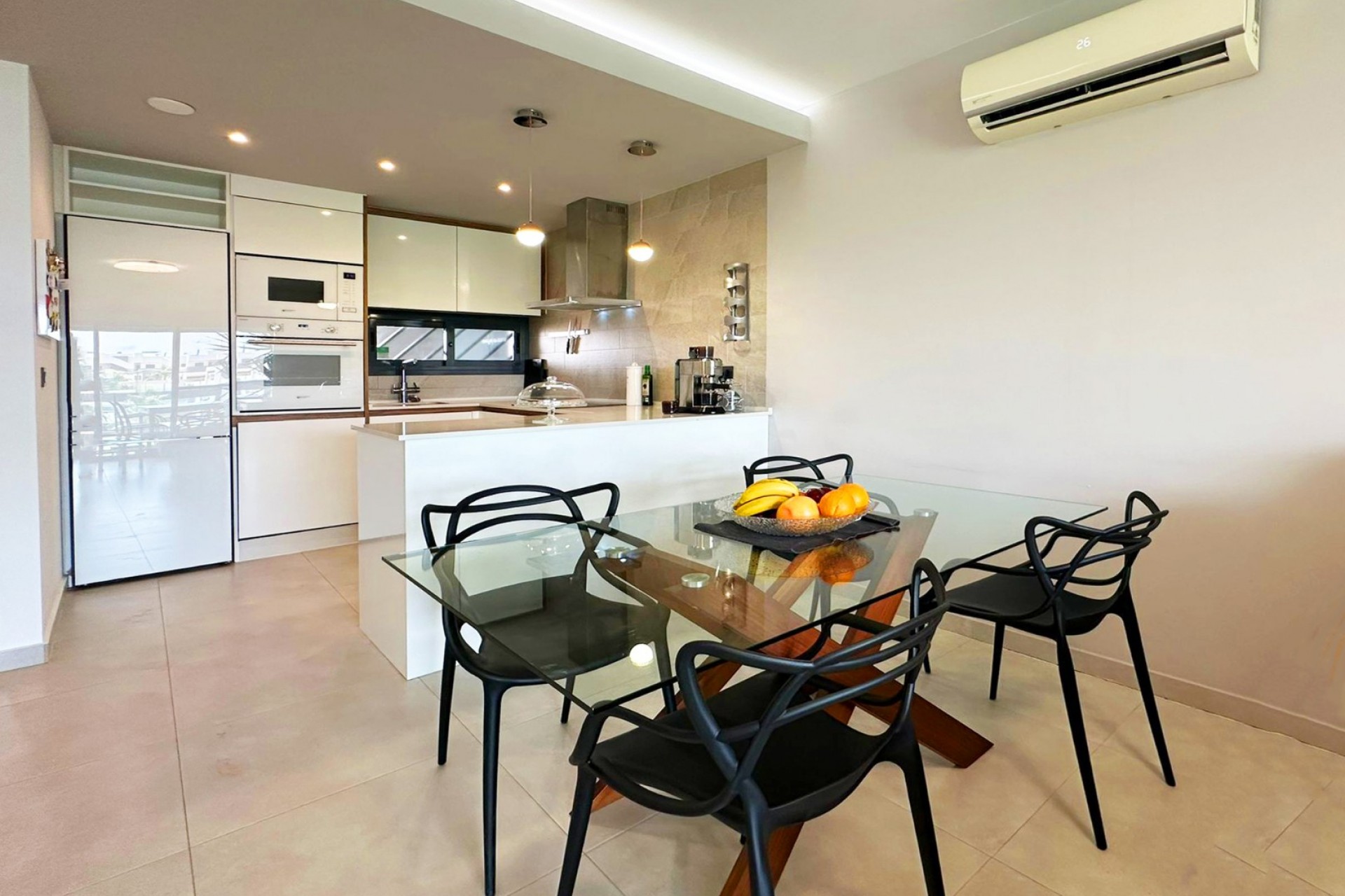 Återförsäljning - Apartment -
Guardamar del Segura - Costa Blanca