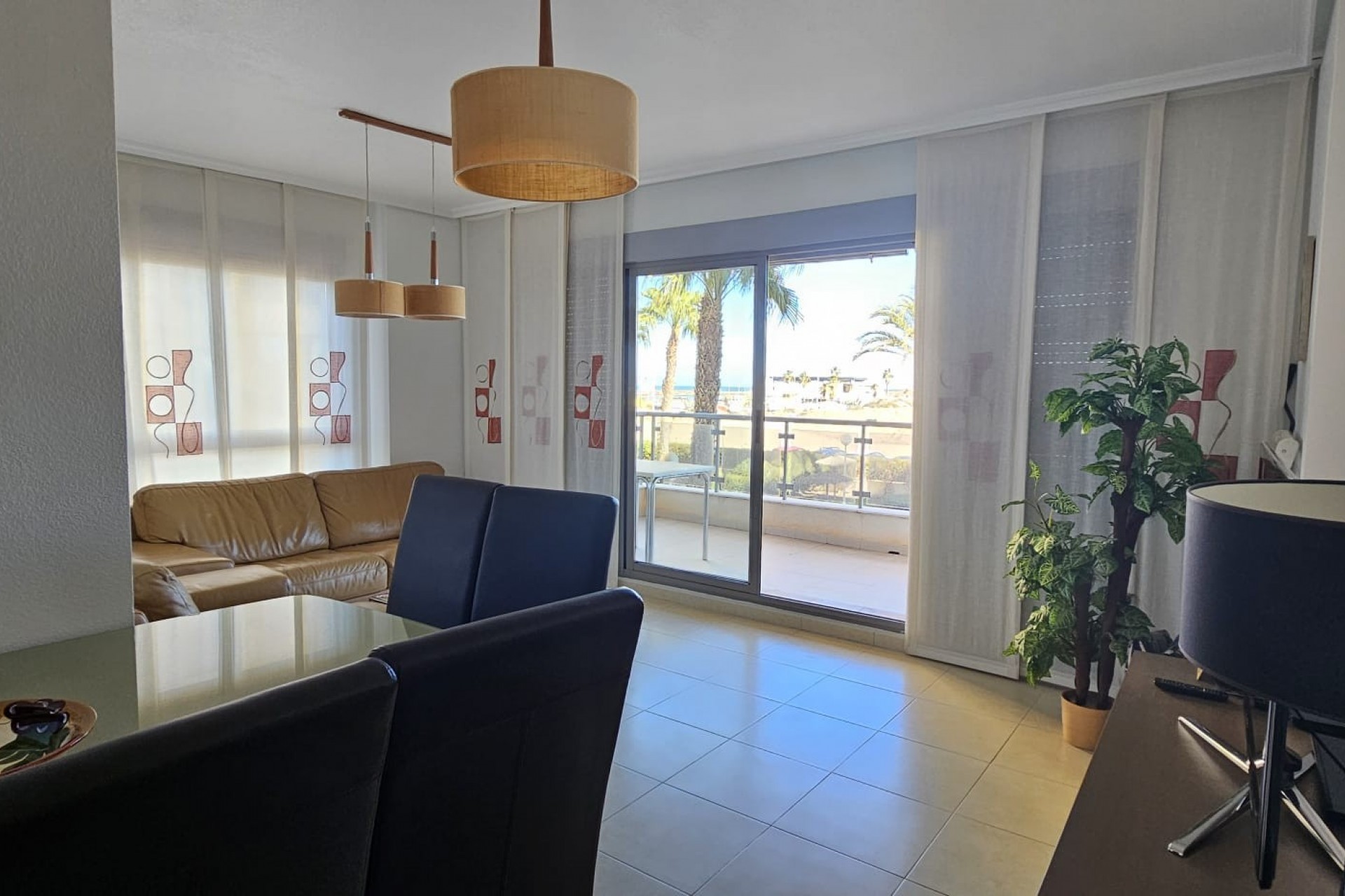 Återförsäljning - Apartment -
Guardamar del Segura - Costa Blanca