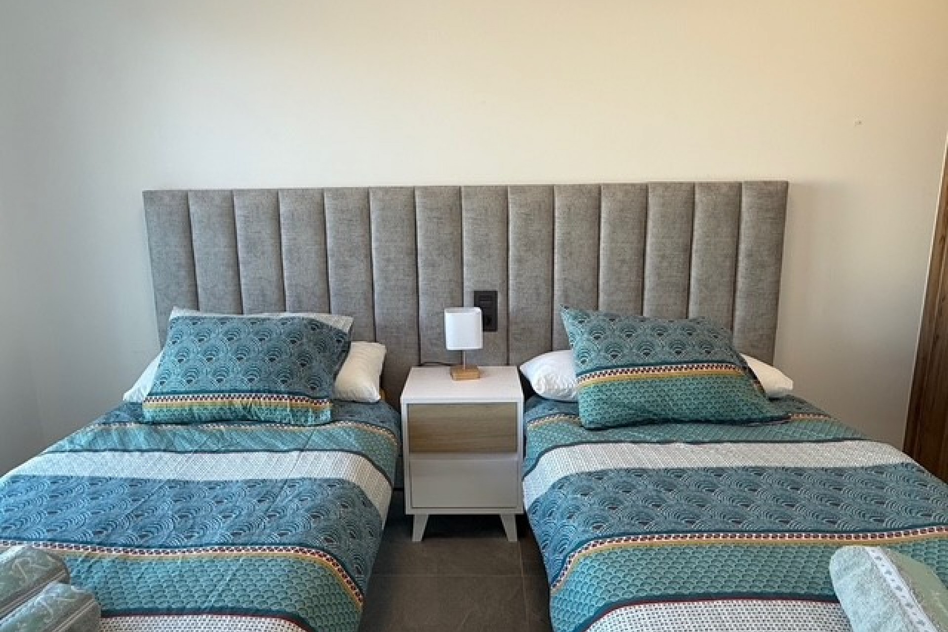 Återförsäljning - Apartment -
Guardamar del Segura - Costa Blanca