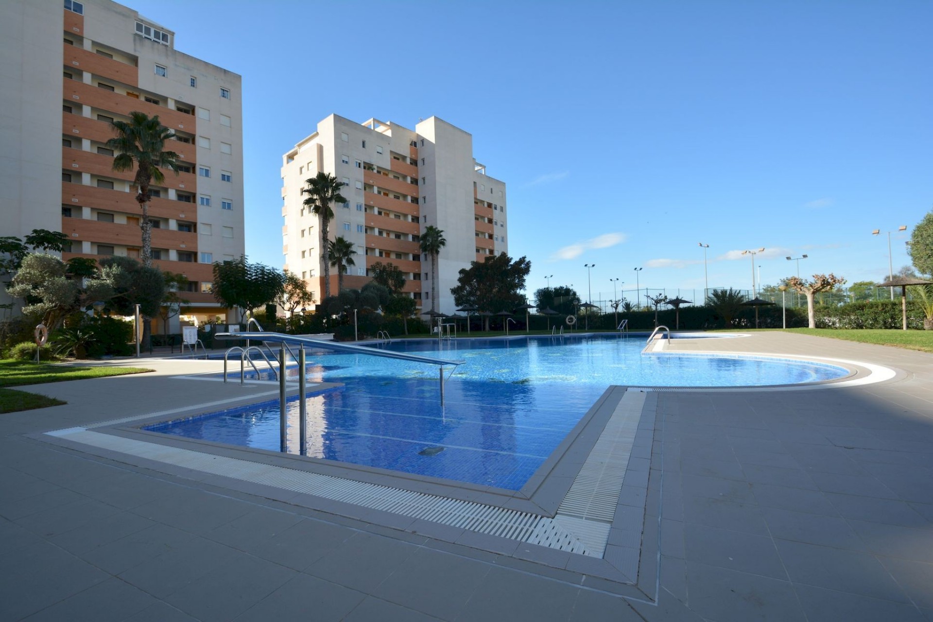 Återförsäljning - Apartment -
Guardamar del Segura - Costa Blanca
