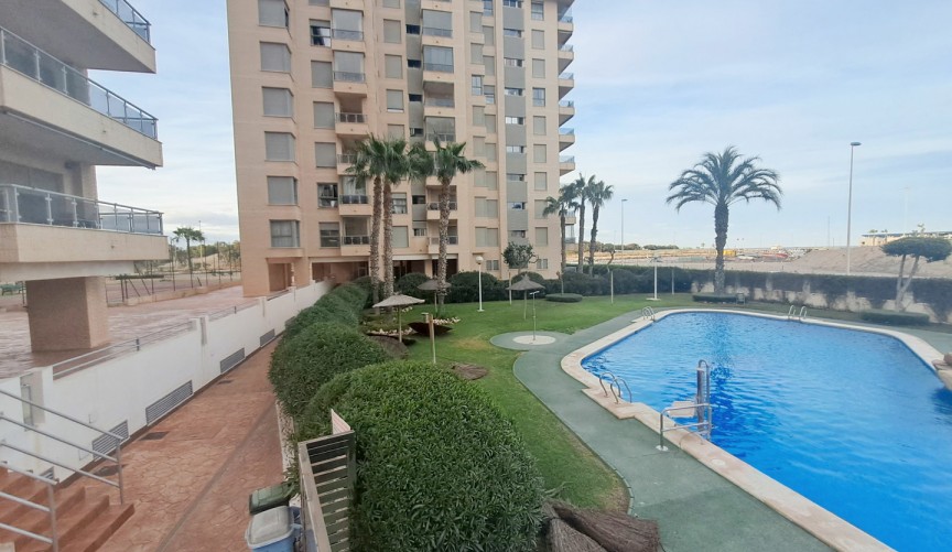 Återförsäljning - Apartment -
Guardamar del Segura - Costa Blanca