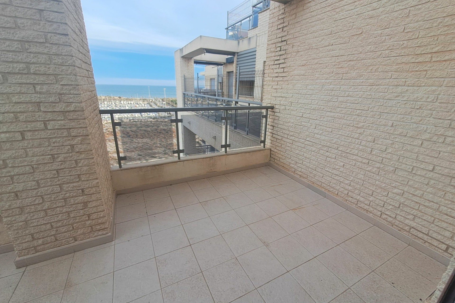 Återförsäljning - Apartment -
Guardamar del Segura - Costa Blanca