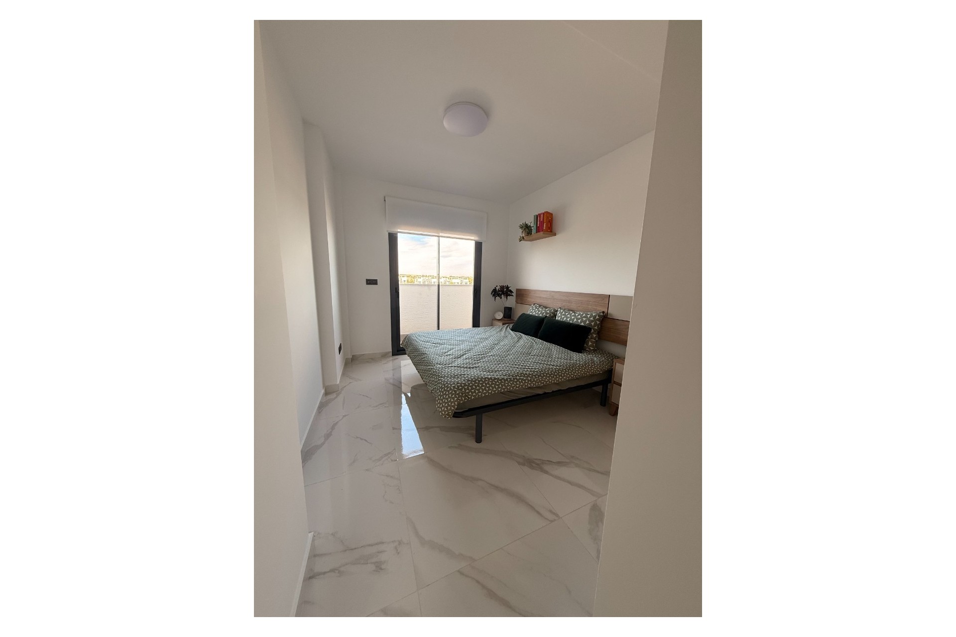 Återförsäljning - Apartment -
Guardamar del Segura - Costa Blanca