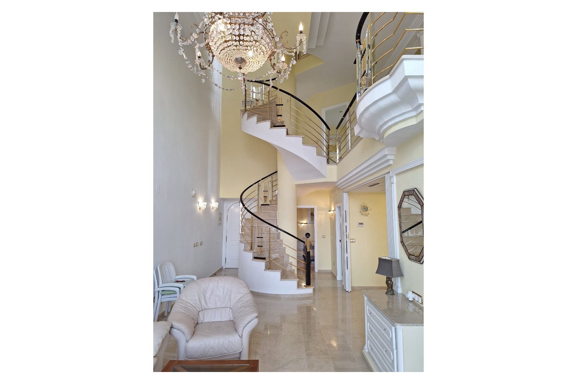 Återförsäljning - Apartment -
Guardamar del Segura - Costa Blanca