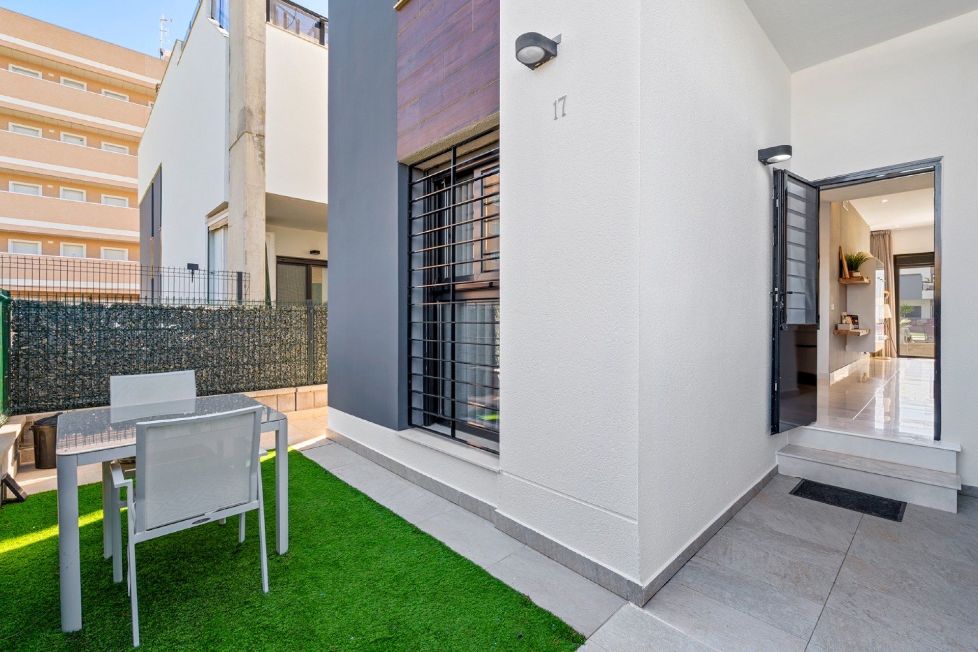 Återförsäljning - Apartment -
Guardamar del Segura - Costa Blanca