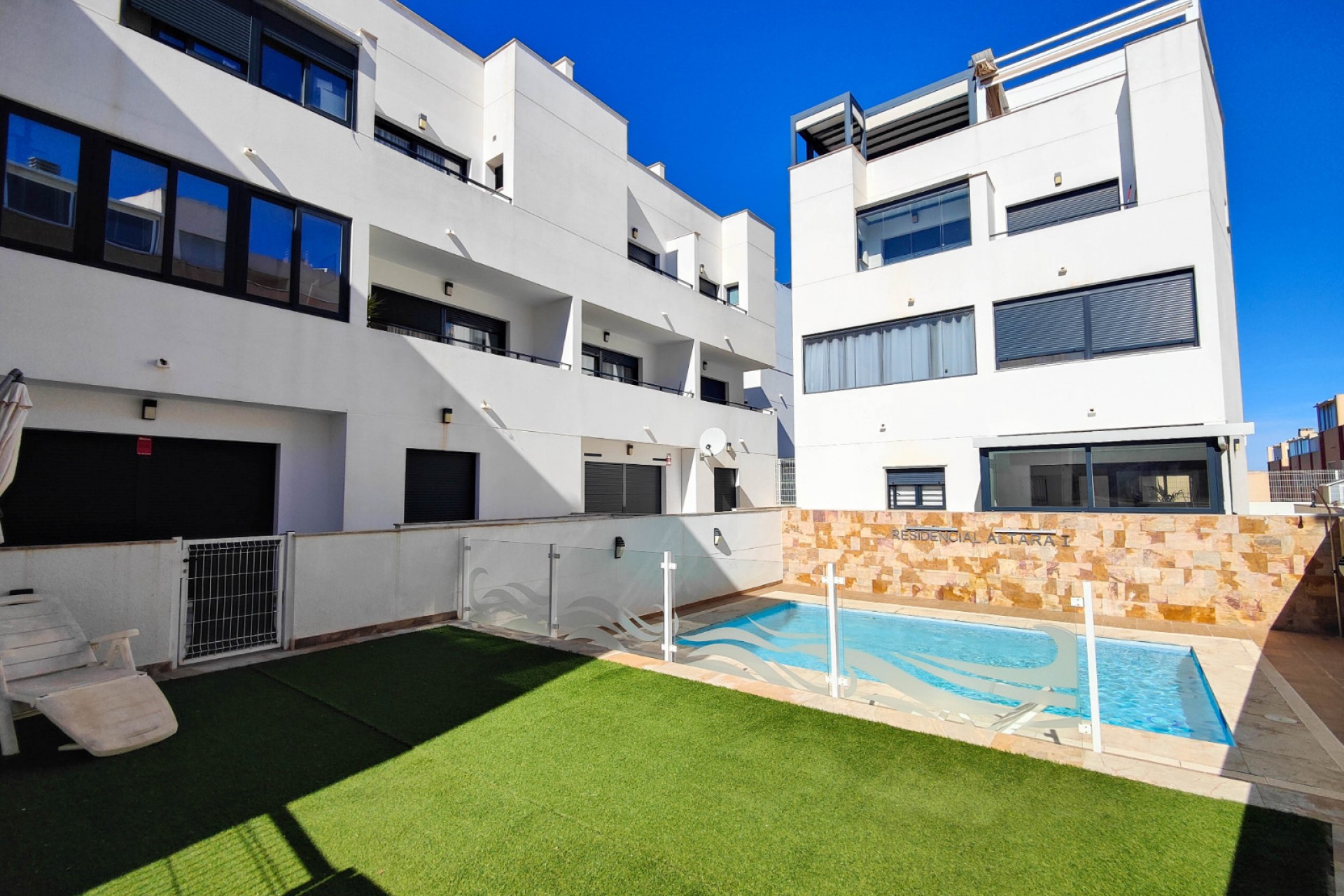 Återförsäljning - Apartment -
Guardamar del Segura - Costa Blanca