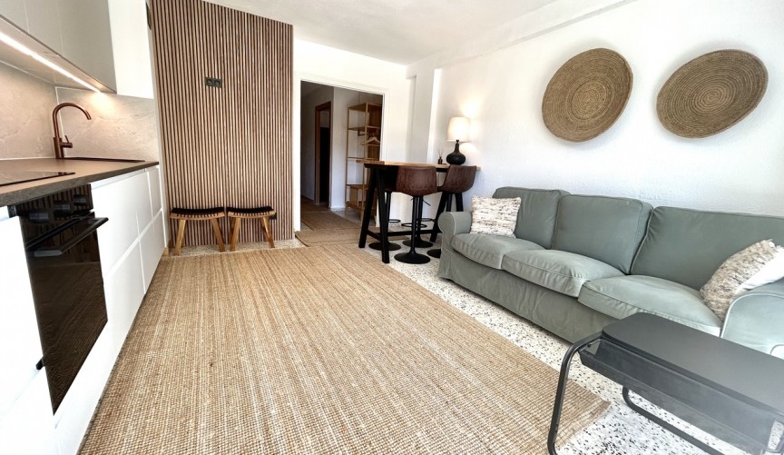 Återförsäljning - Apartment -
Guardamar del Segura - Costa Blanca