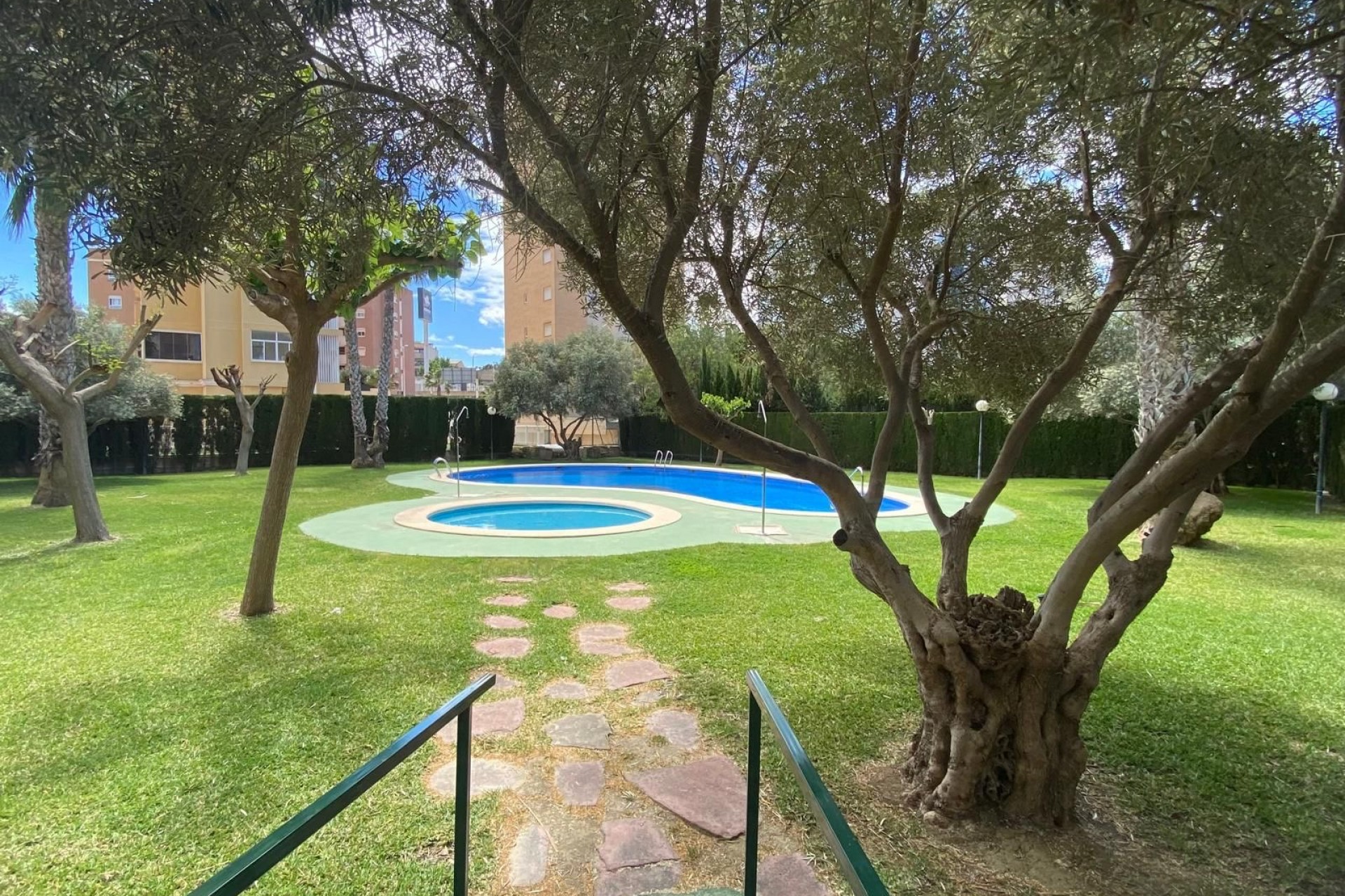 Återförsäljning - Apartment -
Guardamar del Segura - Costa Blanca